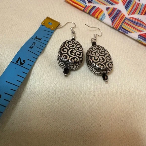 Brighton Earrings with Colorful Heart Pouch - Picture 12 of 14